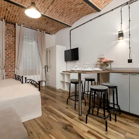 شقة Nowoczesne W Centrum Poznania By Renters *